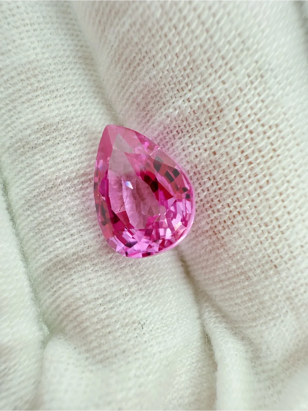 Pink Pear-Cut Gemstone for Women Jewelry